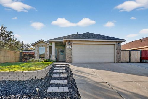 916 Duke Ave, Odessa, TX, 79765-2109 | Card Image