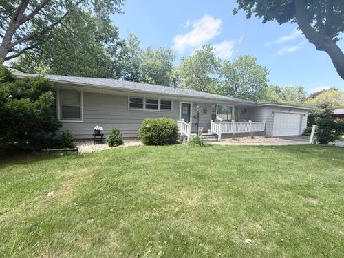 1100 Meadowview Dr, Mendota, IL, 61342-1446 | Card Image