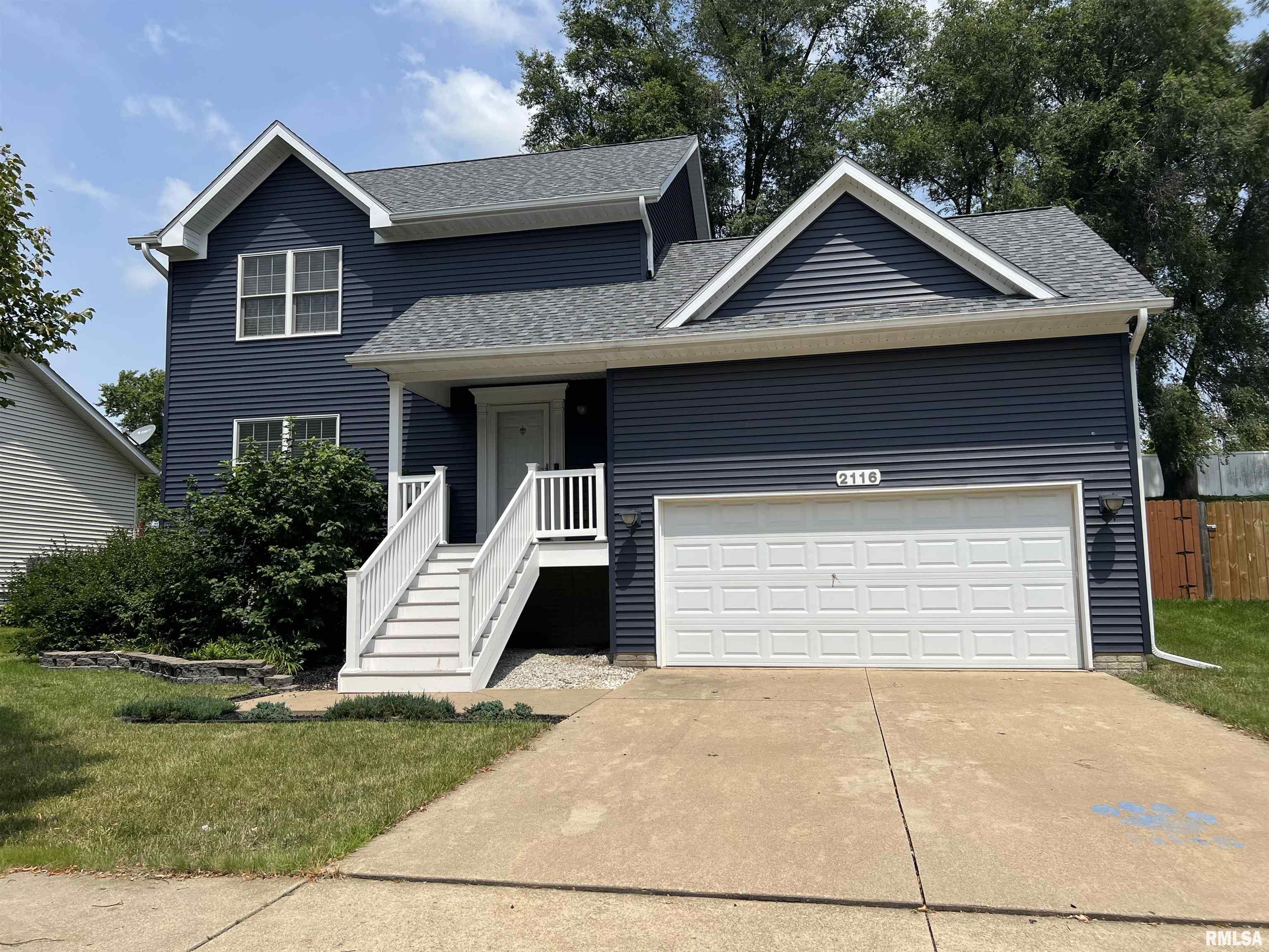 57th St, Davenport, IA 52806
