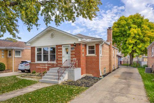 11313 Sawyer Ave, Chicago, IL, 60655-2707 | Card Image