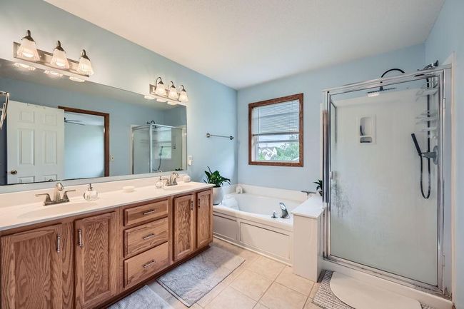 6788 Carlisle Curve - MLS Sized - 017 - 18 2nd Floor Primary Bathroom.jpg | Image 16