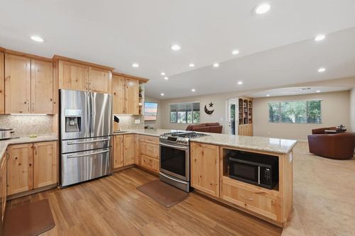 25475 Potrero Valley Rd, Potrero, CA, 91963-1409 | Card Image