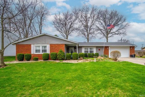 401 N Meadow Ln, Hartford City, IN, 47348-1014 | Card Image