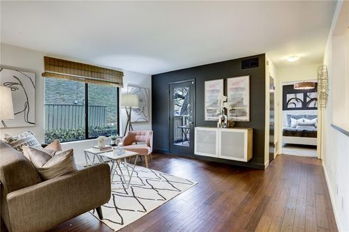 apt-136-8210 Bent Tree Rd, Austin, TX, 78759-8334 | Card Image