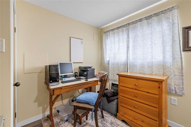 2nd bedroom | Image 23