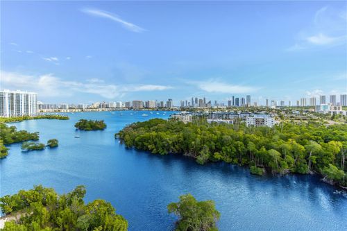 1221-16385 Biscayne Blvd, Aventura, FL, 33160-5466 | Card Image