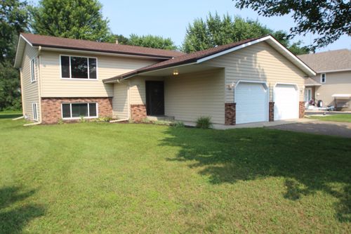 1401 36th Ave N, Saint Cloud, MN, 56303-1542 | Card Image