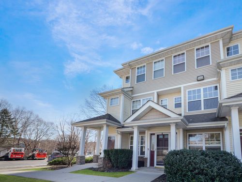 unit-1-25 Fairways Dr, Middletown, NY, 10940-2680 | Card Image