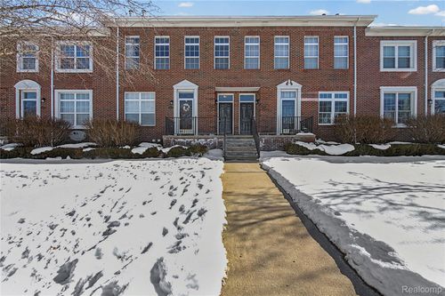 43039 Strand Drive, Sterling Heights, MI, 48313 | Card Image