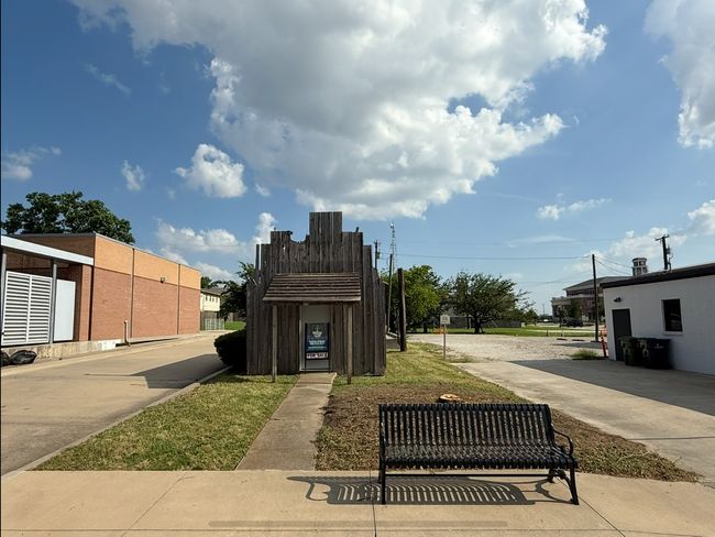 View of surrounding community | Image 6