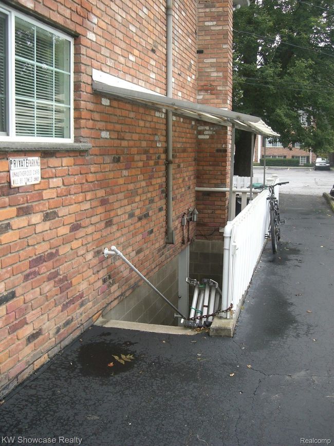 APT-2 - 630 Ann St, Condo with 1 bedrooms, 1 bathrooms and null parking in Birmingham MI | Image 14
