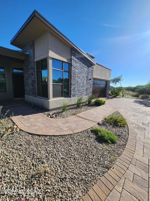 14205 N Stone View Pl, Oro Valley, AZ, 85755-6055 | Card Image