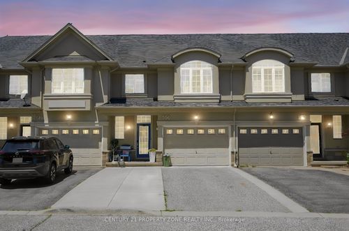 550 Stonehenge Dr, Ancaster, ON, L9K0B2 | Card Image
