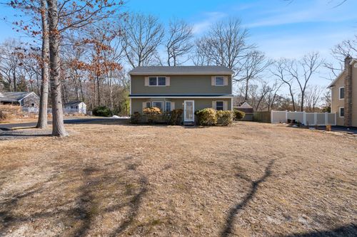 66 Frank Ave, Yaphank, NY, 11980-1401 | Card Image