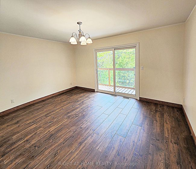 2384 Champlain Rd, House other with 3 bedrooms, 2 bathrooms and 6 parking in Tiny ON | Image 7