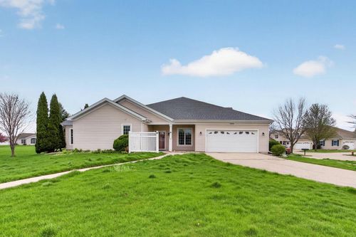 3356 N Stone Creek Circle, Madison, WI, 53719 | Card Image