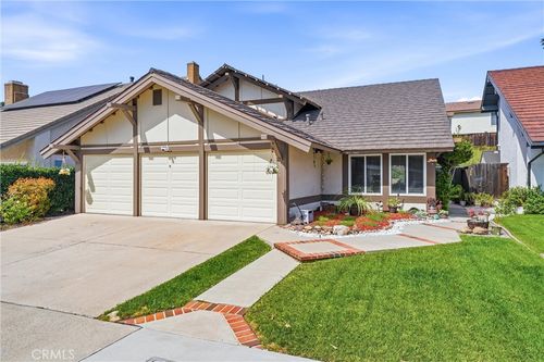 2257 Shadetree Cir, Brea, CA, 92821-4402 | Card Image