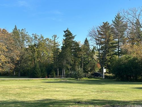 118 Dickens Rd, Northfield, IL, 60093-3229 | Card Image