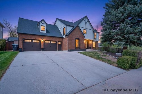 6850 Hawthorne Dr, Cheyenne, WY, 82009 | Card Image