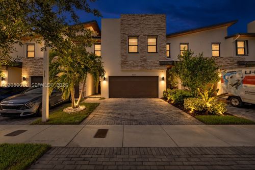 10533 Nw 78th Ter, Doral, FL, 33178-6067 | Card Image