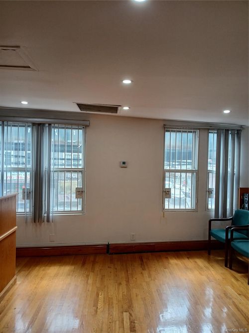 2-107-29 Liberty Avenue, New York, NY, 11417 | Card Image