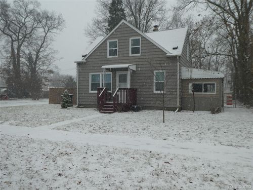 35209 Sheridan St, Westland, MI, 48185-3674 | Card Image