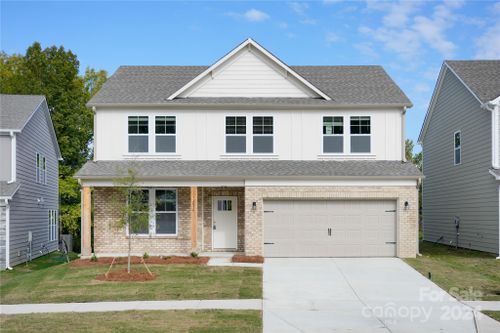 kh10-2036 White Cypress Court, Charlotte, NC, 28216 | Card Image