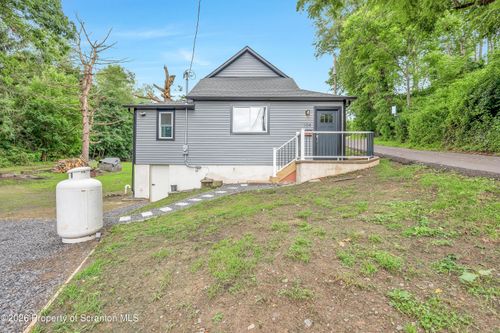 104 Willow St, Nanticoke, PA, 18634-1534 | Card Image