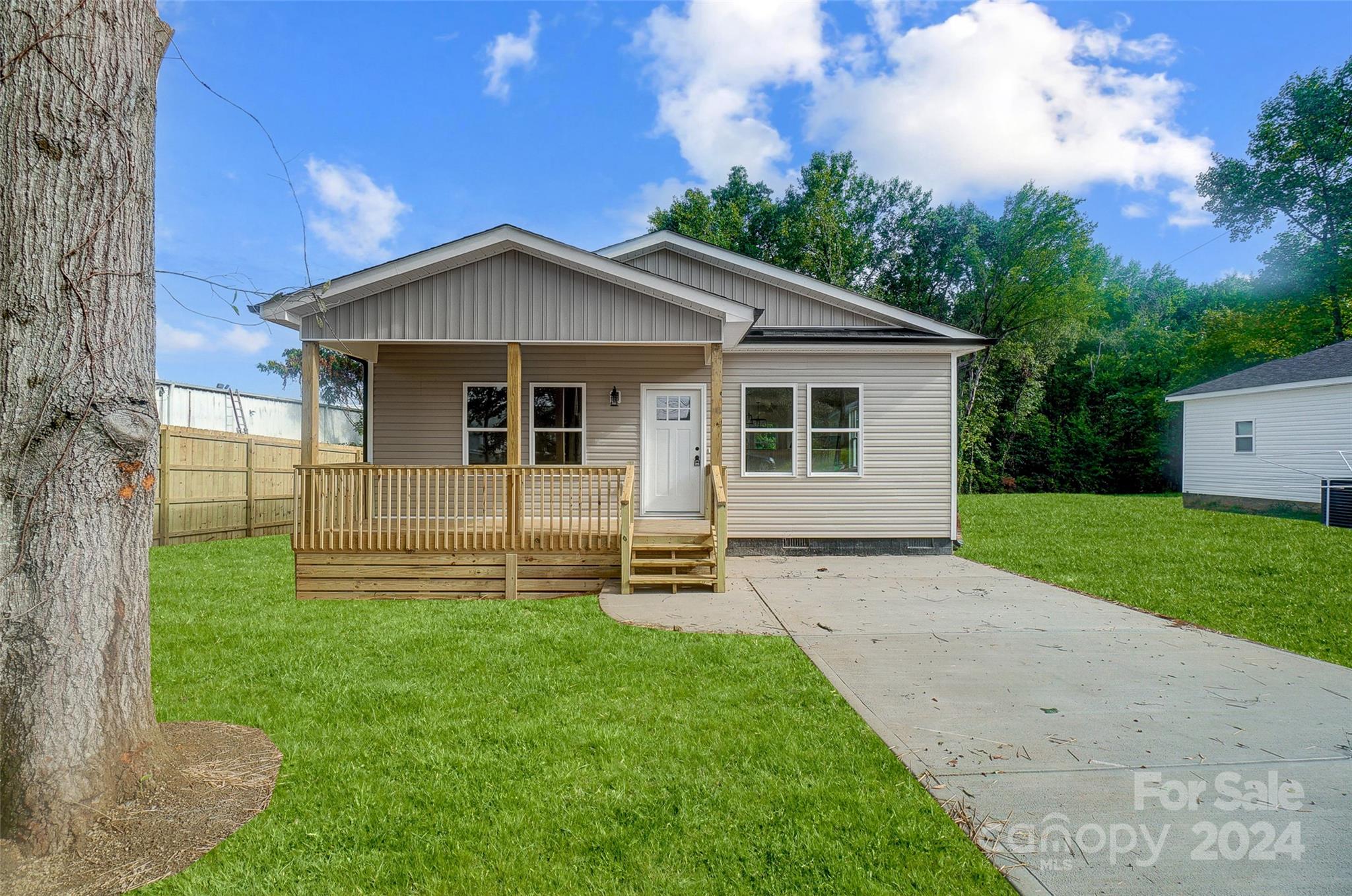 Delane St, Kannapolis, NC 28083