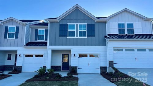 234 Tiger Lily Dr, Fort Mill, SC, 29708-9535 | Card Image