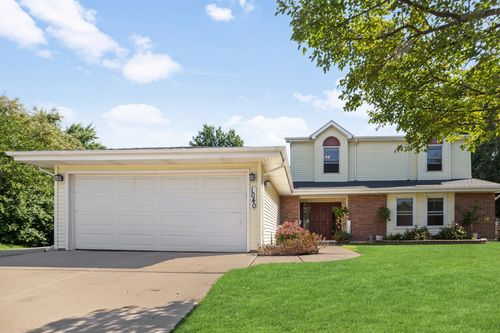 1040 Hermitage Ln, Hoffman Estates, IL, 60169-4030 | Card Image