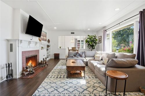 4735 Oakwood Pl, Riverside, CA, 92506-1830 | Card Image