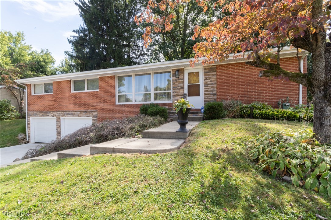 Daytona St, Massillon, OH 44646