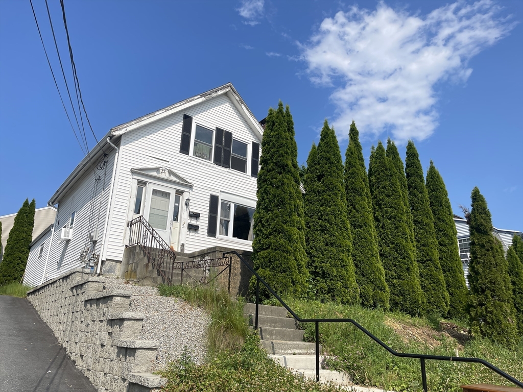 21 N Main St, For Sale in Natick Zoocasa