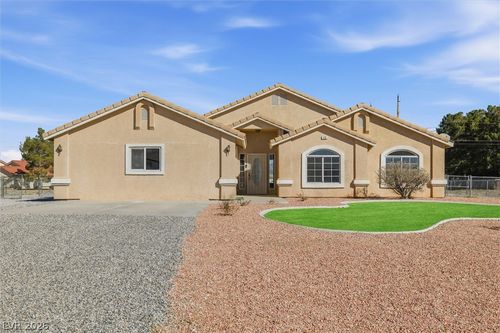 140 Domingo St, Pahrump, NV, 89048-6776 | Card Image