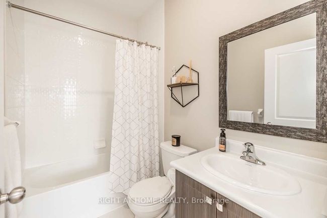 113 Fruitvale Cir, House attached with 3 bedrooms, 3 bathrooms and 2 parking in Brampton ON | Image 25