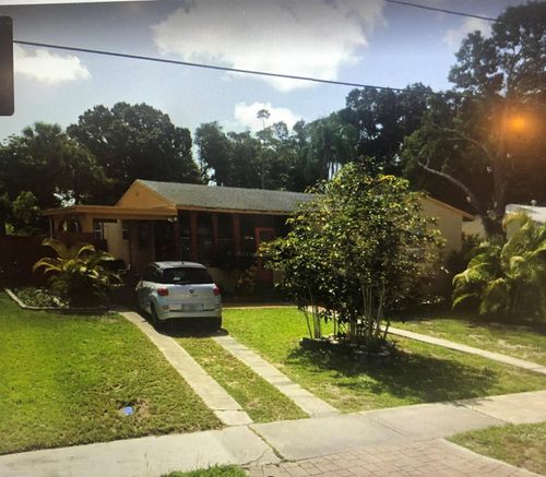808 S 12th St, Fort Pierce, FL, 34950-9210 | Card Image