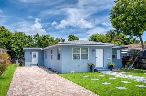 2709 Dewey St, Hollywood, FL, 33020-5725 | Card Image