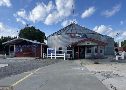 728 Central Dr, East Dublin, GA, 31027-7580 | Card Image