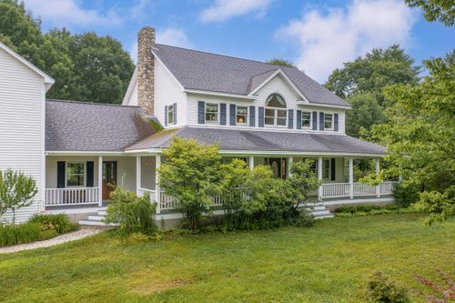 605 River Rd, Windham, ME, 04062-4604 | Card Image