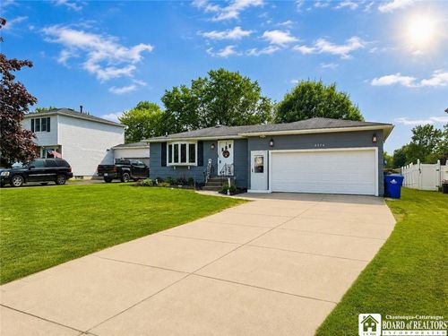 4374 Robin Ln, Hamburg, NY, 14075-1219 | Card Image