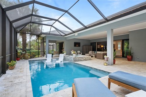 235 Oak Hammock Cir Sw, Vero Beach, FL, 32962-8247 | Card Image