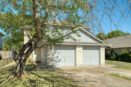 1108 Christopher Ave, Round Rock, TX, 78681-7543 | Card Image