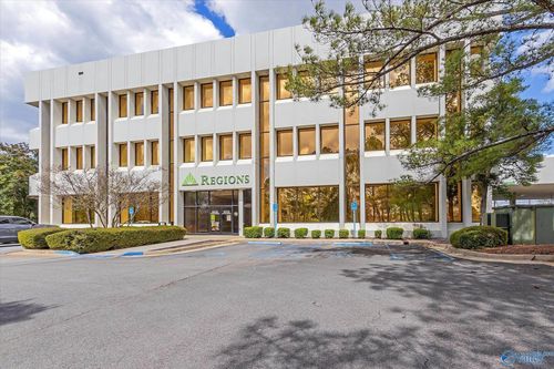 510 E Laurel St, Scottsboro, AL, 35768-1927 | Card Image