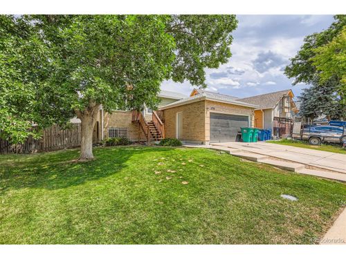 1776 Fraser Ct, Aurora, CO, 80011-4452 | Card Image
