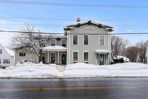 52 Central St, Gardner, MA, 01440-1662 | Card Image