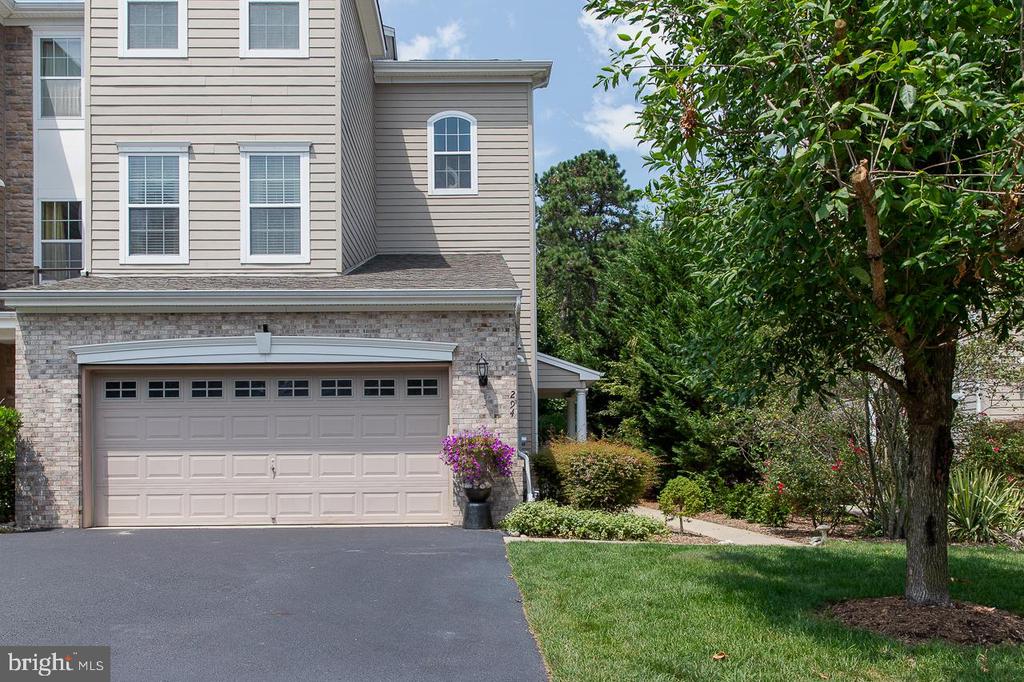 Hawthorne Ln, Barnegat, NJ 08005