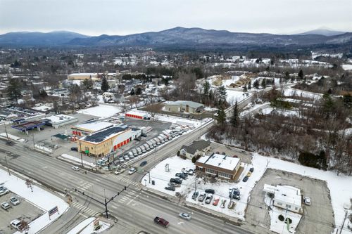3092 Cold River Rd, Rutland, VT, 05701-4747 | Card Image