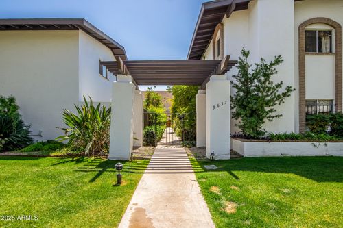 17-3637 E Monterosa St, Phoenix, AZ, 85018-4856 | Card Image