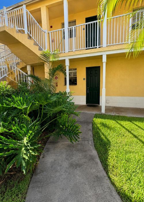 b-6323 La Costa Dr, Boca Raton, FL, 33433-6672 | Card Image